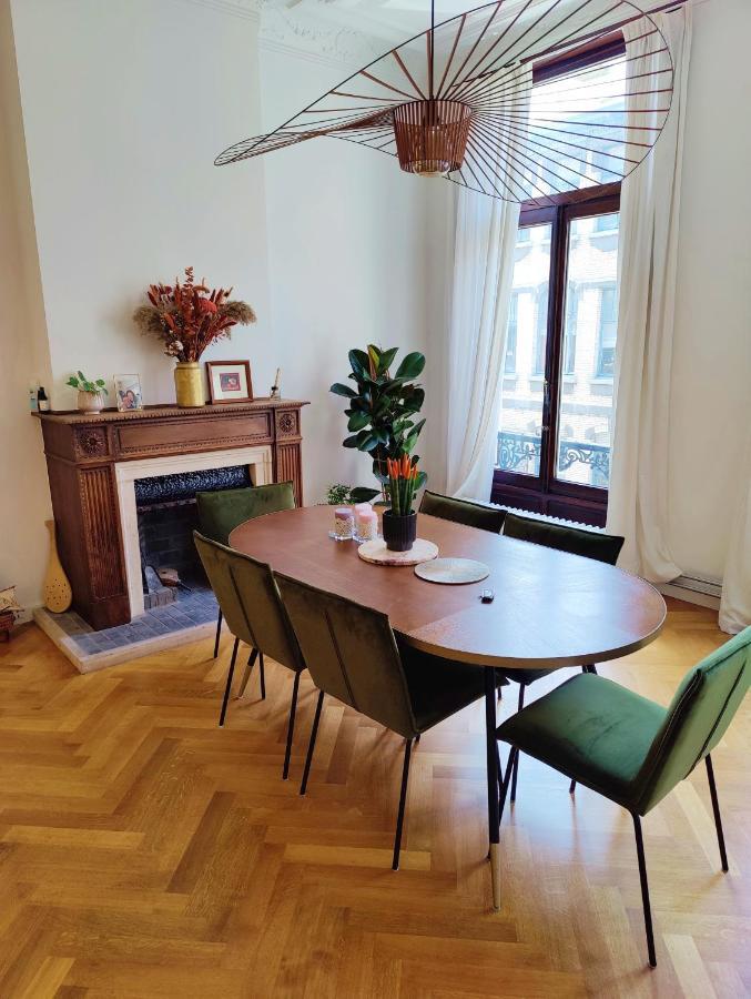 Traditional Chic, High Ceilings' Apt Aircos And Garage Amberes Exterior foto